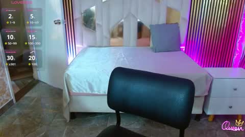 Hey im martina online show from 3, 5, 2026