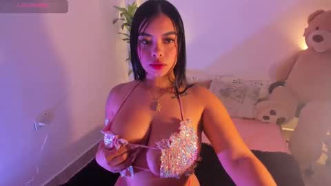 Snapshot of martinabianchi chatting on 26, 12, 2024 martina Bianchi online show from 26, 12, 2024