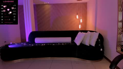 Snapshot of martinnabonnet chatting on 16, 12, 2024 Martinna Bonnet online show from 16, 12, 2024