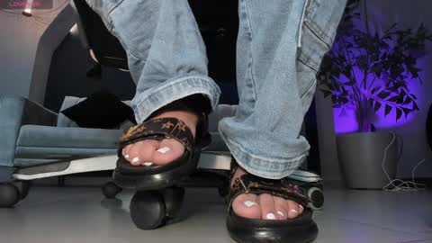 Snapshot of martinnabonnet chatting on 4, 2, 2025 Martinna Bonnet online show from 4, 2, 2025