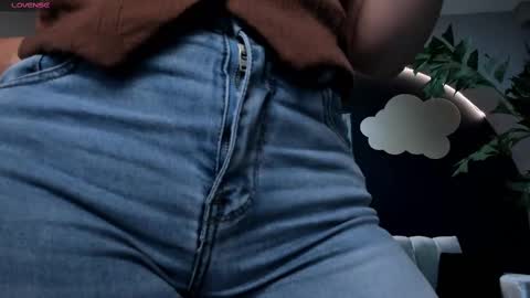 Snapshot of martinnabonnet chatting on 11, 3, 2025 Martinna Bonnet online show from 11, 3, 2025