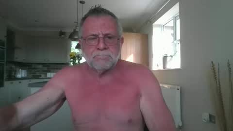 Snapshot of martinrgbxxxx chatting on 25, 5, 2026 martinrgbxxxx online show from 25, 5, 2026