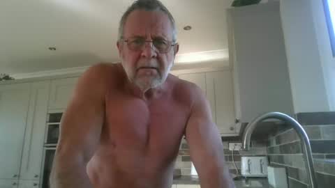 martinrgbxxxx online show from 4, 7, 2026