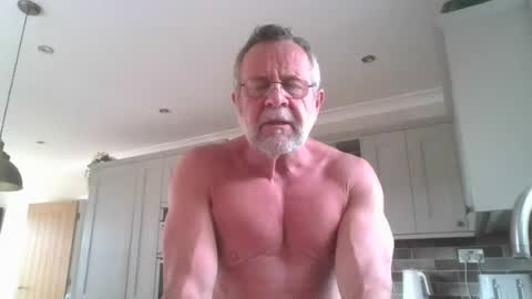 martinrgbxxxx online show from 21, 7, 2026