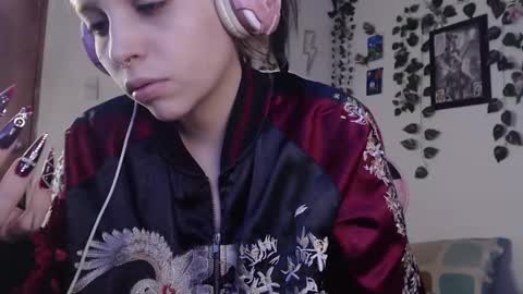 Snapshot of mary_janness chatting on 25, 12, 2024 100 online show from 25, 12, 2024