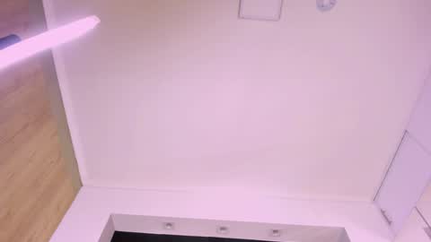   online show from 11, 1, 2025