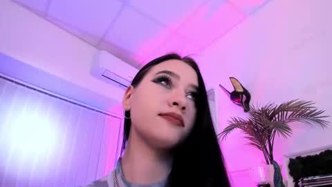 Snapshot of mary_lori chatting on 19, 10, 2025 Mary online show from 19, 10, 2025