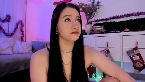 Snapshot of mary_lori chatting on 23, 12, 2025 Mary online show from 23, 12, 2025