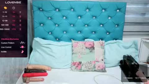  Mary Moon  online show from 10, 1, 2025