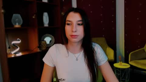 mary skiny online show from 14, 4, 2026