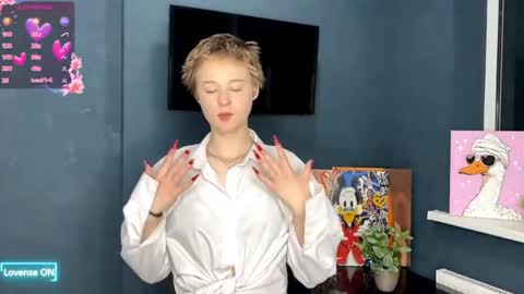 Snapshot of mary_smit chatting on 28, 5, 2026 mary online show from 28, 5, 2026