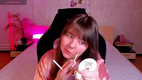 Snapshot of mary_stevenss chatting on 8, 3, 2025 mary_stevenss online show from 8, 3, 2025