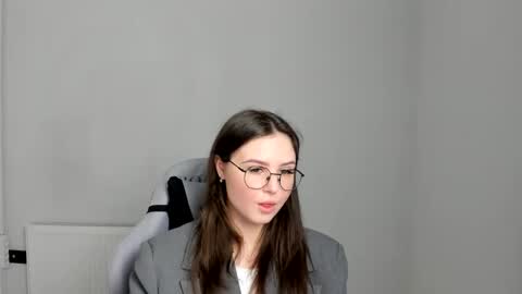 Snapshot of mary_wave_ chatting on 4, 5, 2026 Alice online show from 4, 5, 2026