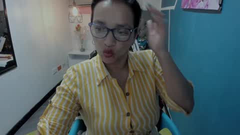 Snapshot of marylinmilf chatting on 2, 12, 2024 Marylin online show from 2, 12, 2024