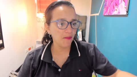 Snapshot of marylinmilf chatting on 12, 12, 2024 Marylin online show from 12, 12, 2024