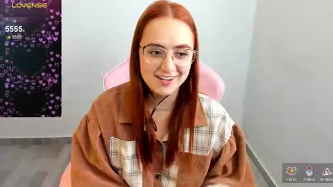 Snapshot of maryluna95 chatting on 14, 12, 2024 Dulce Maria online show from 14, 12, 2024