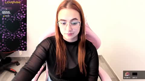 Snapshot of maryluna95 chatting on 29, 1, 2025 Dulce Maria online show from 29, 1, 2025