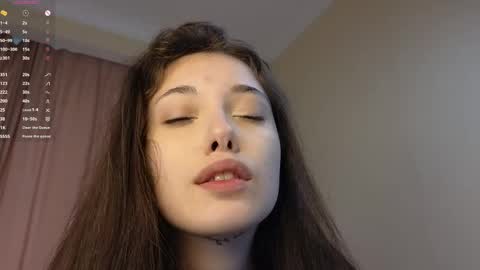 Hi Im Olivia Im new here3 online show from 29, 5, 2026