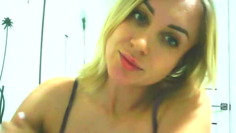maryyemm online show from 15, 1, 2025