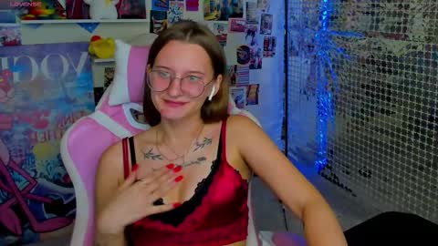 maryyy_may online show from 1, 10, 2025