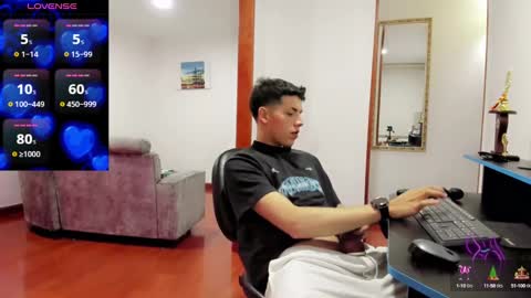 Snapshot of masimo_14 chatting on 13, 9, 2025 masimo_14 online show from 13, 9, 2025