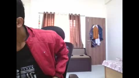 maskboyz2003 online show from 7, 12, 2024