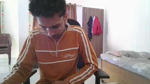 maskboyz2003 online show from 2, 1, 2025