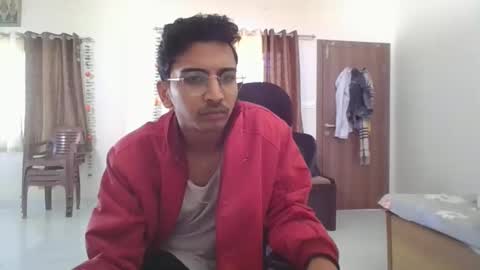 maskboyz2003 online show from 8, 1, 2025