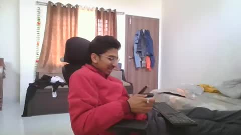 maskboyz2003 online show from 17, 1, 2025