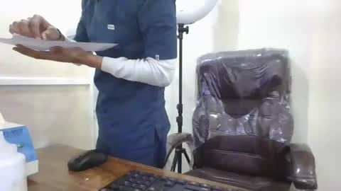 maskboyz2003 online show from 3, 2, 2025