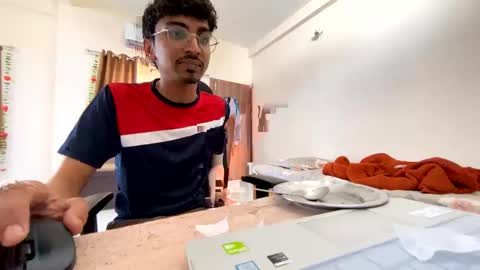 maskboyz2003 online show from 11, 3, 2025