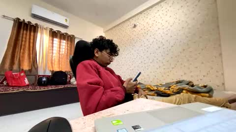 maskboyz2003 online show from 20, 11, 2025