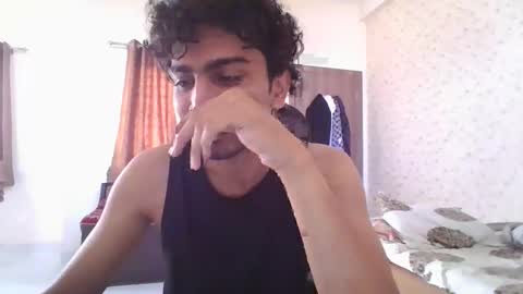 Mask Boy online show from 25, 10, 2025