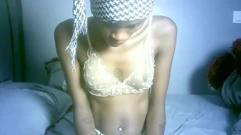 Snapshot of maskgang001 chatting on 17, 5, 2026 maskgang001 online show from 17, 5, 2026