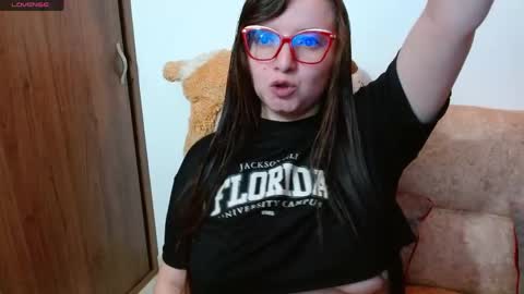 Monica online show from 7, 5, 2026