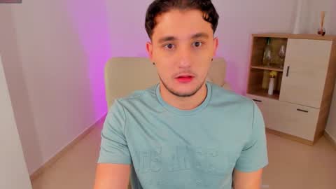 Snapshot of massimo_fiore chatting on 2, 2, 2026 Massimo online show from 2, 2, 2026