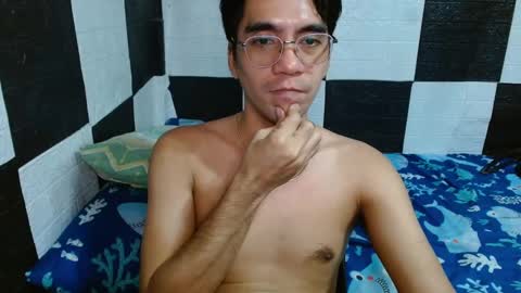 Snapshot of massive_boner02 chatting on 16, 1, 2025 massive_boner02 online show from 16, 1, 2025