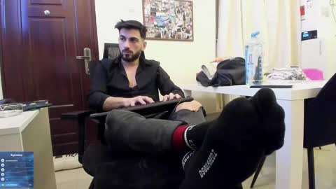 Matthew online show from 26, 2, 2025