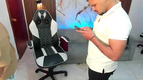 Snapshot of master_javi chatting on 19, 9, 2025 master_javi online show from 19, 9, 2025