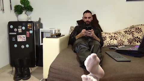 Snapshot of master_roberto333 chatting on 3, 1, 2025 SIR online show from 3, 1, 2025
