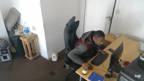 Snapshot of masterdomfuck chatting on 25, 6, 2026 Masterdomfuck online show from 25, 6, 2026