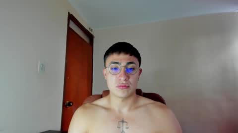 Snapshot of masterfiterotic chatting on 6, 2, 2025 masterfiterotic online show from 6, 2, 2025