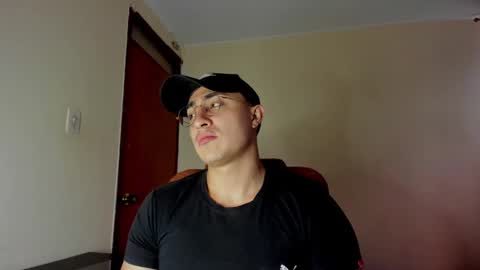 Snapshot of masterfiterotic chatting on 13, 2, 2025 masterfiterotic online show from 13, 2, 2025