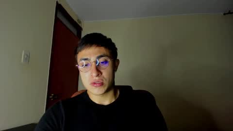 Snapshot of masterfiterotic chatting on 15, 2, 2025 masterfiterotic online show from 15, 2, 2025