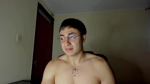 Snapshot of masterfiterotic chatting on 17, 2, 2025 masterfiterotic online show from 17, 2, 2025