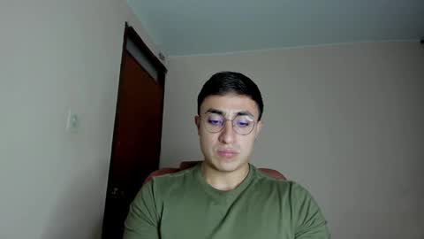 Snapshot of masterfiterotic chatting on 11, 3, 2025 masterfiterotic online show from 11, 3, 2025