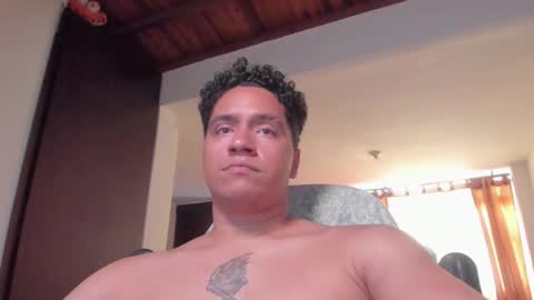 Snapshot of masterjuanc chatting on 6, 10, 2025 Juan Independent Model online show from 6, 10, 2025