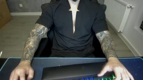Snapshot of masterkingmuscle chatting on 20, 12, 2024 masterkingmuscle online show from 20, 12, 2024