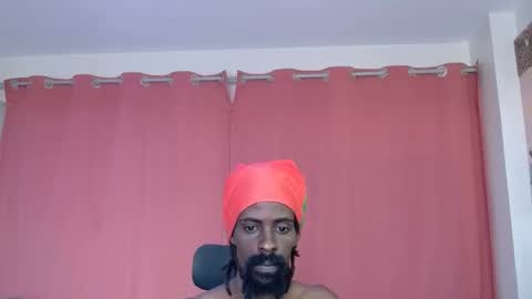 Snapshot of masterr_bate chatting on 28, 9, 2025 Marl online show from 28, 9, 2025