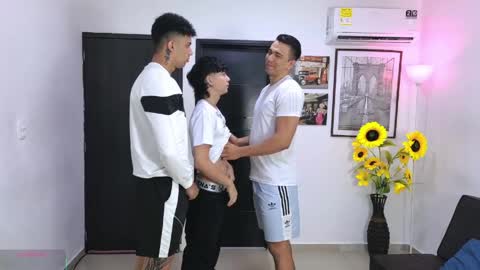 Team Cris Darwin- Fernando- Stiven- David online show from 19, 4, 2026